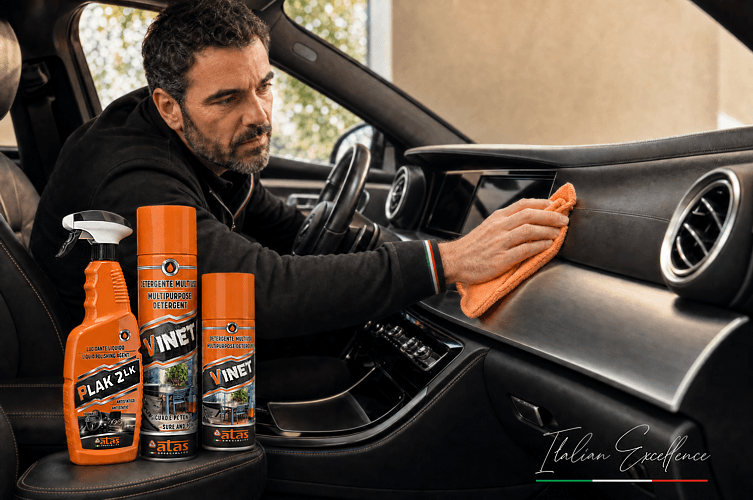 Auto keemia hoodlusvahendid pesuvahendid puhastusvahendid koristusvahendid Quality and trust Atas srl Italy Plak2 Viner salongipuhastus vahendid